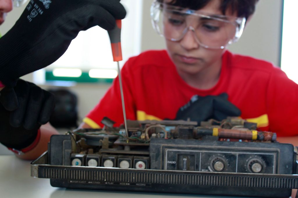 taller-mateo-mena_ciruclo-tecnologico-fundacion-cerezales